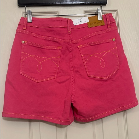 ♦️ Judy Blue Hight Waist Barbie Pink Denim Jean Shorts Size Large - Picture 4 of 7